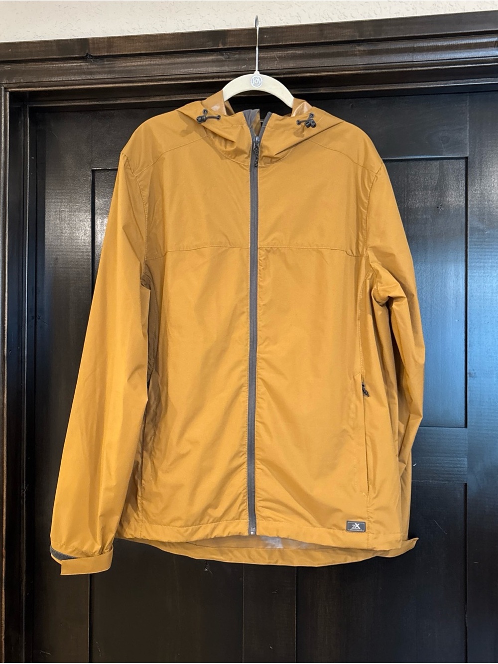 ZeroXposur Men’s Windbreaker Jacket Medium Copper Hooded Zip Pockets Full Zip